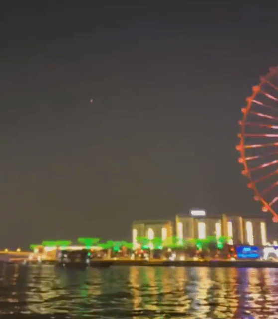 아랍에미리트(UAE) 두바이 도심에서 한국의 중거리 지대공 유도무기 체계 '천궁-II'(M-SAM 2)가 이란의 미사일을 격추하는 모습. /영상=소셜미디어(SNS) 캡쳐