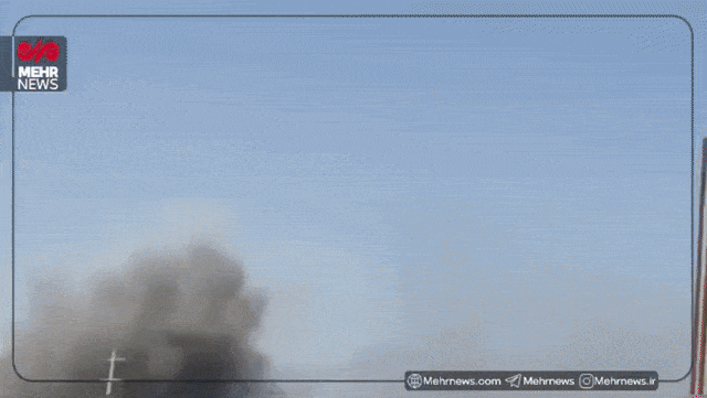 2월 28일(현지시간) 미국과 이스라엘의 대규모 공습으로 초토화된 이란 호르모즈간주 미나브시 샤자레 타이에베 여자초등학교에서 165명이 숨진 사건을 두고 미국과 이란이 책임 공방을 벌이는 가운데, 3월 8일 이란 준공영 메르 통신은 미국 토마호크로 추정되는 미사일이 해당 학교로 떨어지는 모습이 담긴 동영상을 공개했다. 2026.3.8 메르 통신