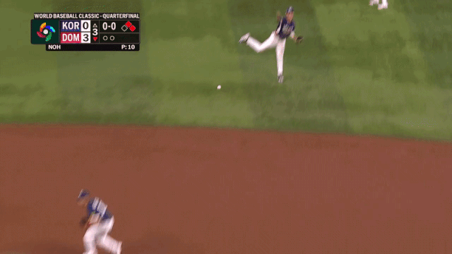 블라디미르 게레로 주니어의 2루타 때 절묘한 슬라이딩으로 점수를 올린 후안 소토. MLB.tv 화면 캡처