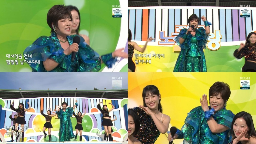 노란 수영복에 섹시한 몸매 어필하는 존예 처자