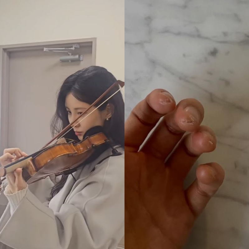 노란 수영복에 섹시한 몸매 어필하는 존예 처자