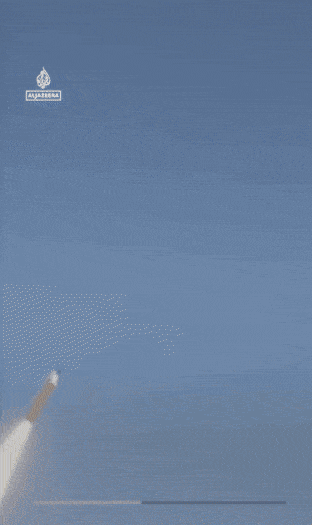 15일(현지시간) 이란이 장거리 탄도 미사일 ‘세질’(Sejjil)을 실전 투입했다. 알자지라 영상 캡처