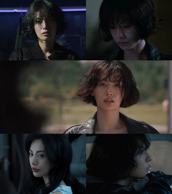 노란 수영복에 섹시한 몸매 어필하는 존예 처자