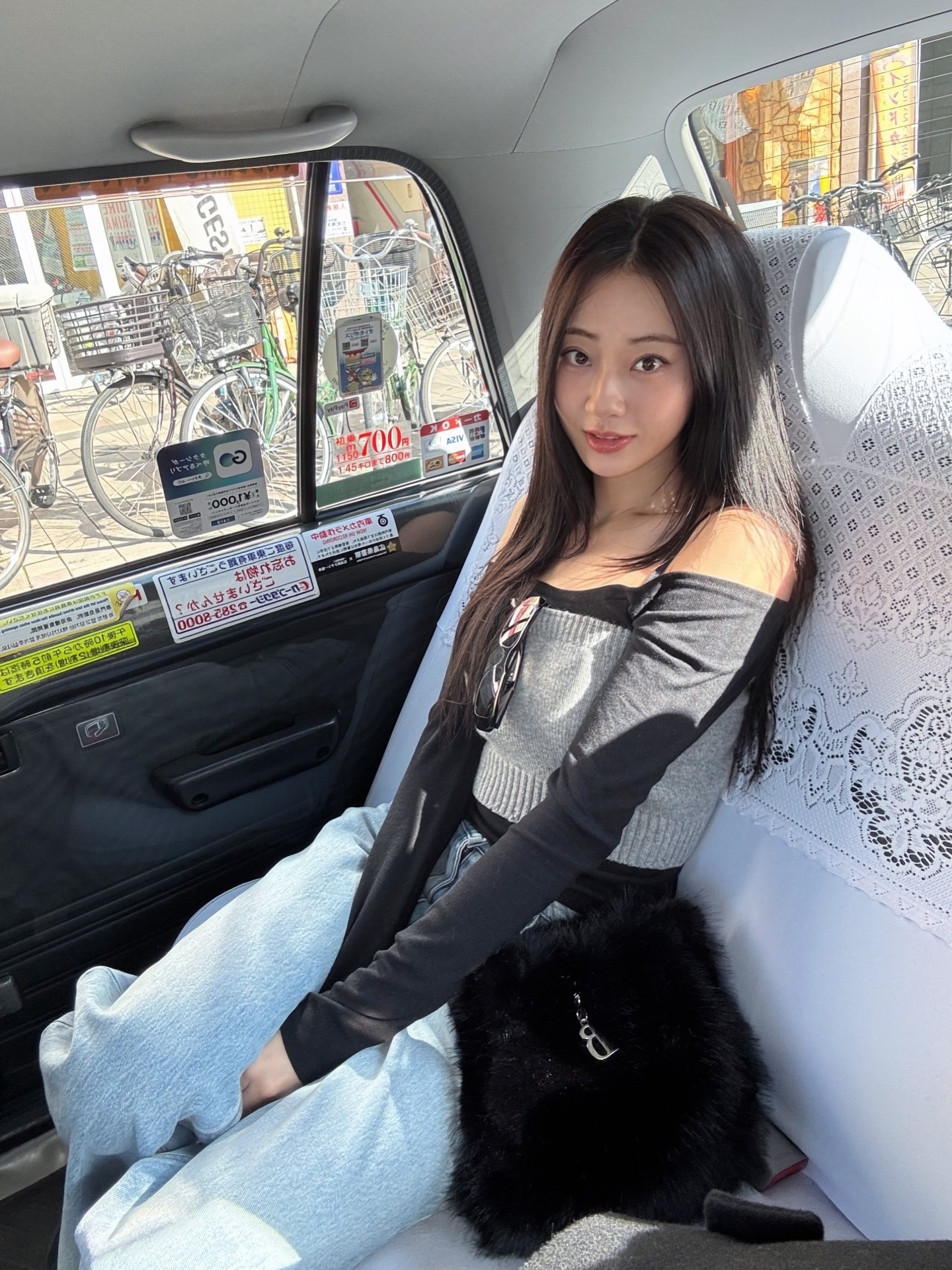 Discover Kyungri’s Chic Travel Style: How to Master the Perfect Mix and Match