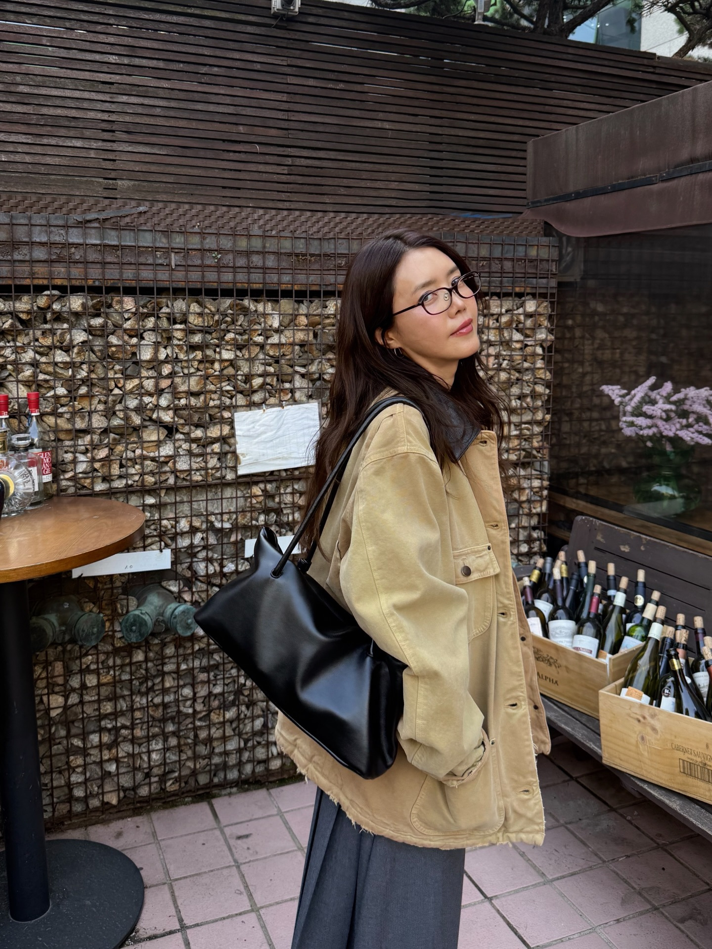 How to Achieve Geek Chic: Chaeyoung’s Effortless Fashion Tips