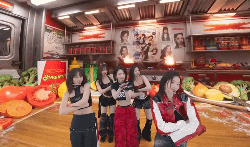 /사진=르세라핌 VR콘서트