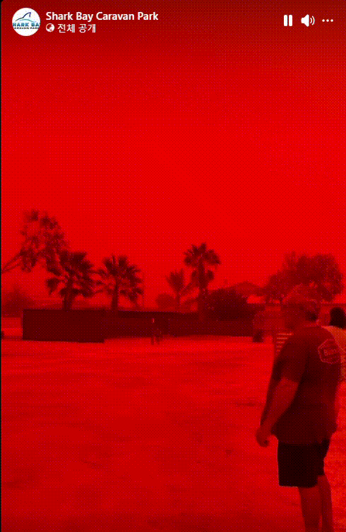 호주 서부를 덮친 초강력 사이클론 '나렐'.   샤크 베이 캐러밴 파크 페이스북 캡처