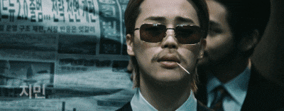 '2.0' 뮤직비디오에서 '올드 방탄소년단'으로 변신한 멤버들. /유튜브 HYBE LABELS