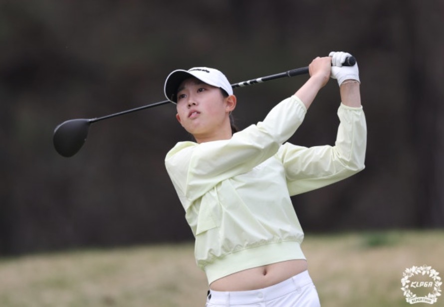 중학생 골프 선수 김서아 KLPGA 투어에서 단독 4위에 올라 화제, 현대차의 새만금 혁신성장 프로젝트, 삼성의 협력사와 상생협력 다짐