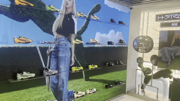 [서울=뉴시스] 푸마 스니커즈 특화 매장 '스니커 박스(SNKR BX) 매장. (사진=뉴시스)  *재판매 및 DB 금지