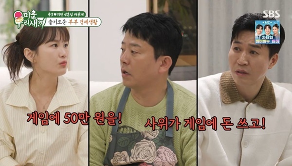 노란 수영복에 섹시한 몸매 어필하는 존예 처자