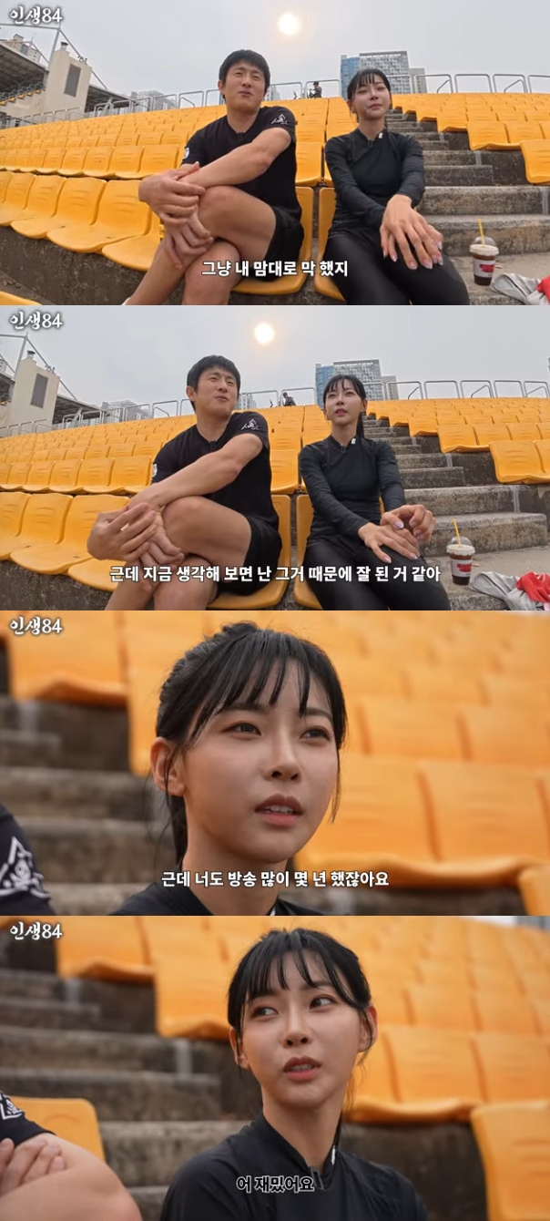 노란 수영복에 섹시한 몸매 어필하는 존예 처자