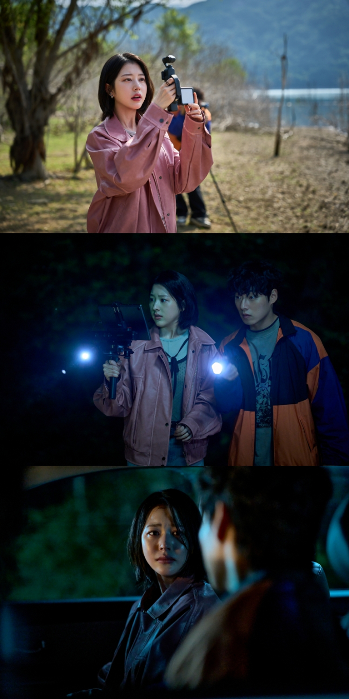 노란 수영복에 섹시한 몸매 어필하는 존예 처자