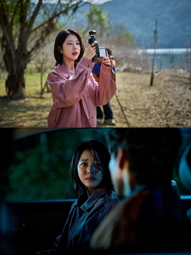 노란 수영복에 섹시한 몸매 어필하는 존예 처자