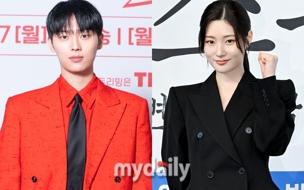 노란 수영복에 섹시한 몸매 어필하는 존예 처자