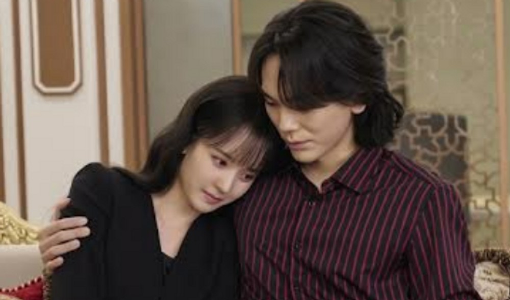 노란 수영복에 섹시한 몸매 어필하는 존예 처자