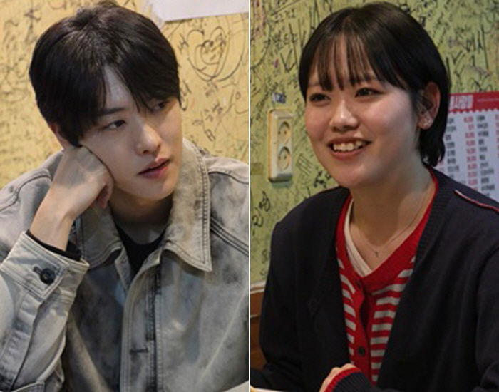 노란 수영복에 섹시한 몸매 어필하는 존예 처자