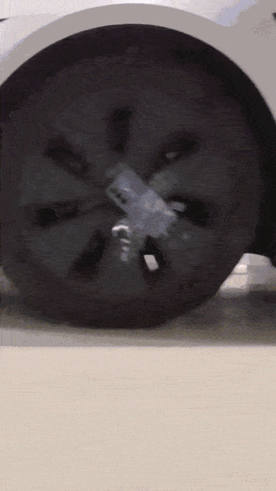 갤럭시S26 시리즈 카메라 '수평 고정 슈퍼 스테디' 활용 SNS 챌린지. / 출처=인스타그램·삼성전자