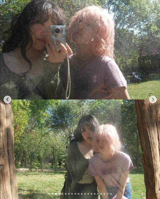 노란 수영복에 섹시한 몸매 어필하는 존예 처자