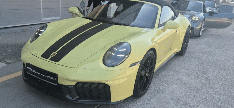 8일 강원 인제군 인제 스피디움에서 열린 미디어 트랙 익스피리언스에서 기자단이 시승해 본 카레라 4 GTS. 정경수 기자