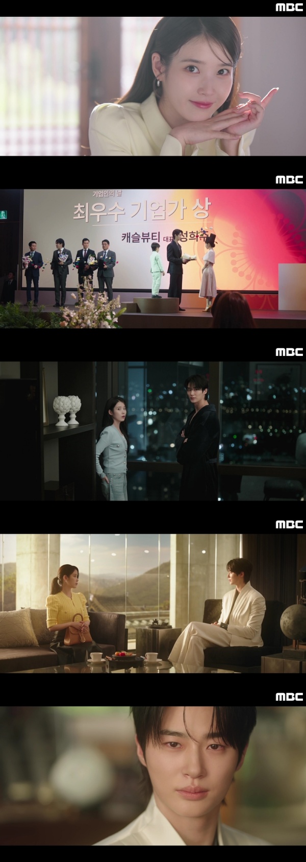 노란 수영복에 섹시한 몸매 어필하는 존예 처자