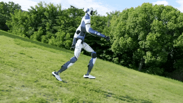 유니트리의 R1이 주변 장애물을 인식하며 달리고 있다. 왕싱싱 유니트리 CEO는 올해 안해 우사인 볼트보다 빠른 휴머노이드가 등장할 거라고 전망했다. [유니트리]