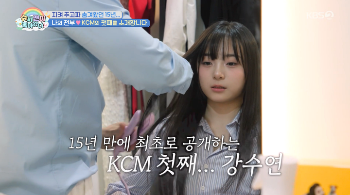 노란 수영복에 섹시한 몸매 어필하는 존예 처자