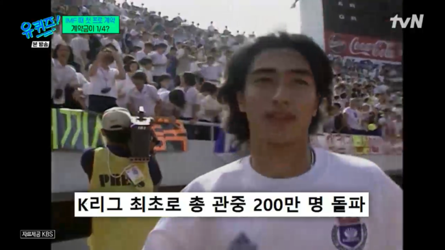 노란 수영복에 섹시한 몸매 어필하는 존예 처자