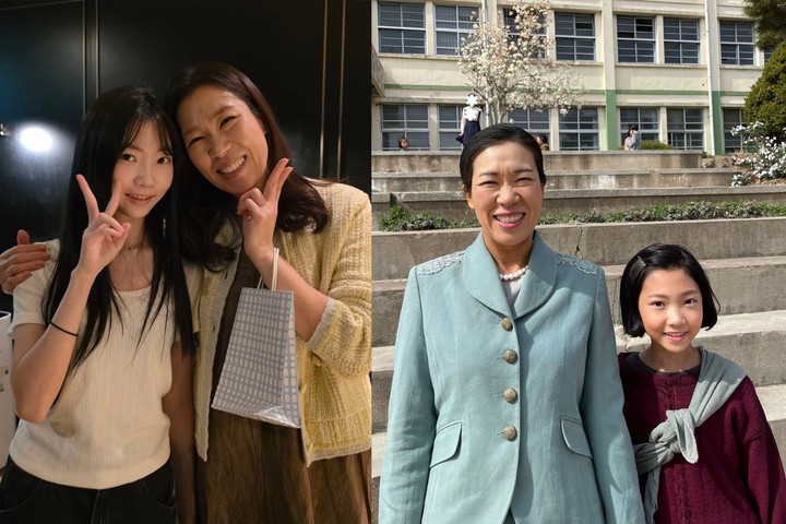 노란 수영복에 섹시한 몸매 어필하는 존예 처자