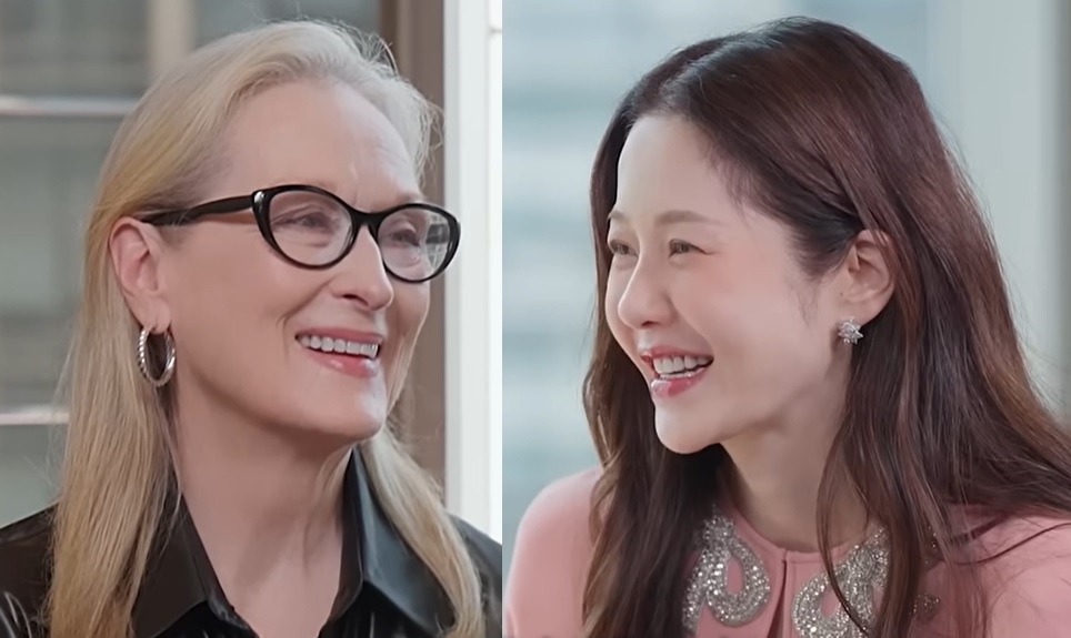 노란 수영복에 섹시한 몸매 어필하는 존예 처자