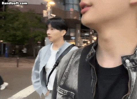 배우 민찬기가 일본에서 '어깨빵' 피해를 당할뻔했다. /영상=온라인 커뮤니티 갈무리