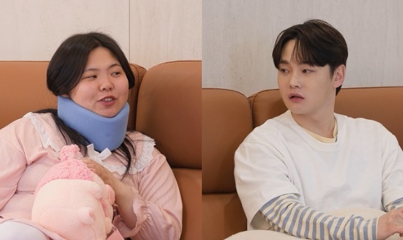 노란 수영복에 섹시한 몸매 어필하는 존예 처자