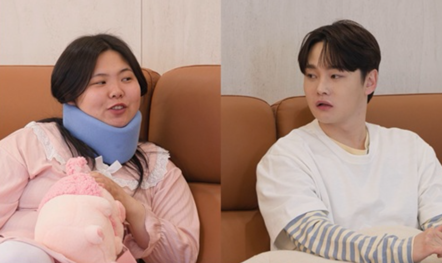 노란 수영복에 섹시한 몸매 어필하는 존예 처자