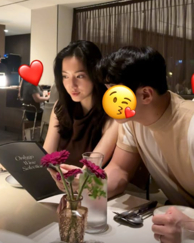 노란 수영복에 섹시한 몸매 어필하는 존예 처자