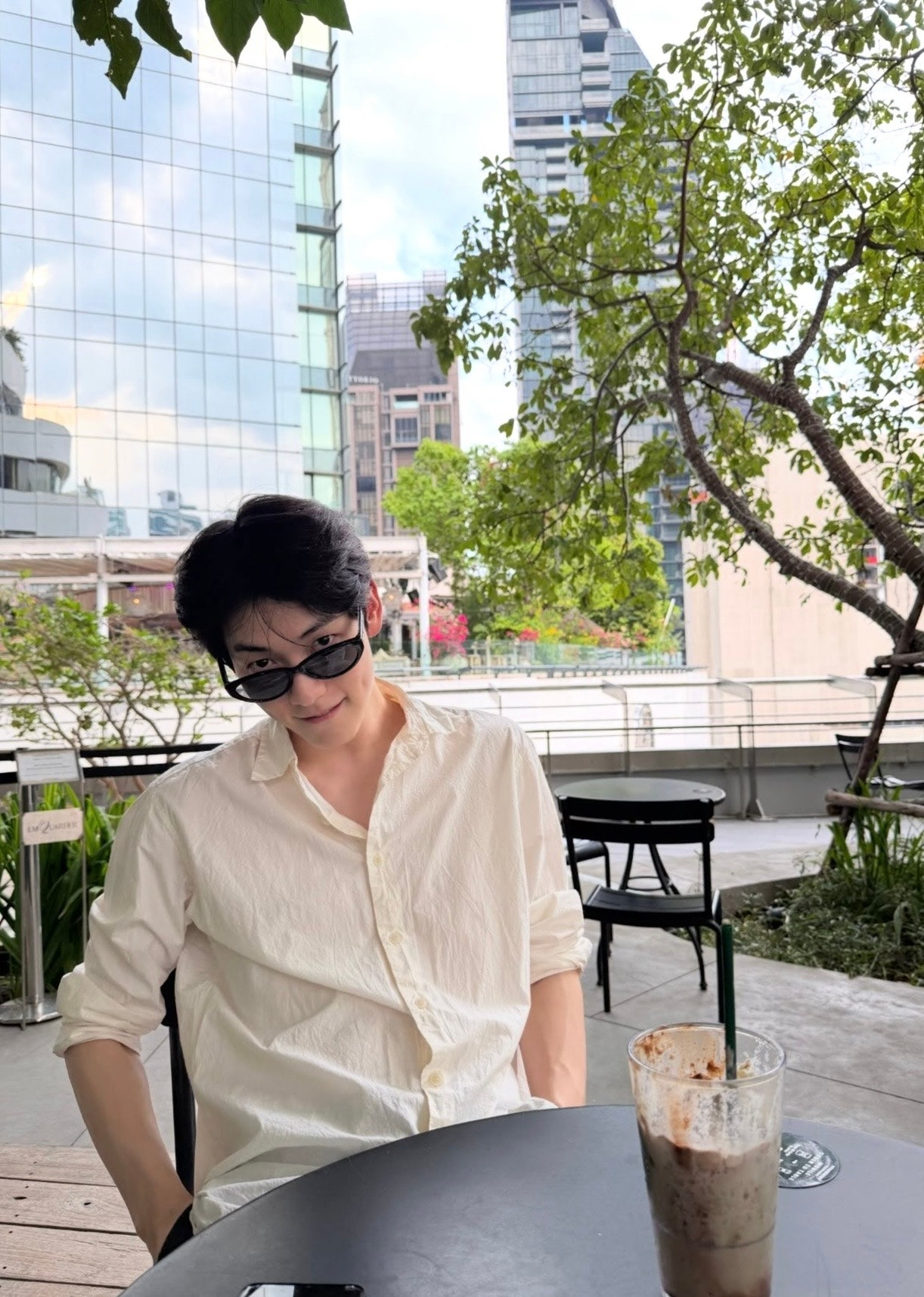 키 크고 잘생긴 남자가 태국 여행 가면 생기는 일.jpg | 인스티즈