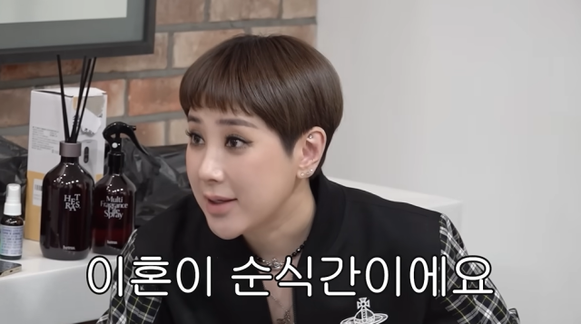 노란 수영복에 섹시한 몸매 어필하는 존예 처자