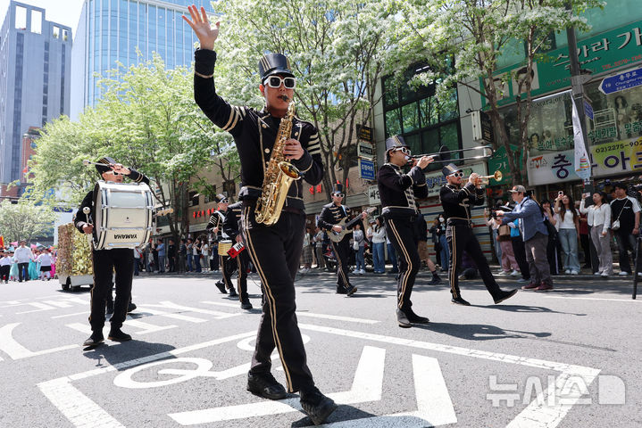 이순신 축제 어린이 퍼레이드