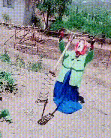 밤에보면 무서운 허수아비.gif | 인스티즈