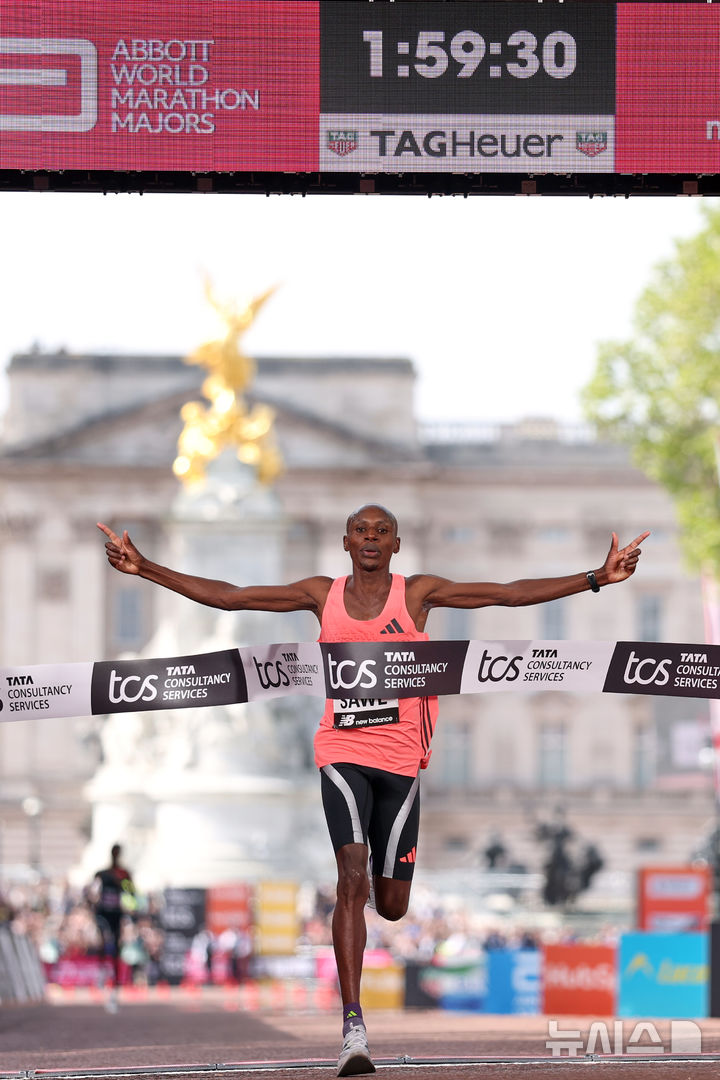 사웨 런던마라톤 우승 세계신기록