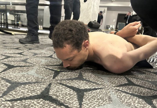 트럼프 만찬장 총격 용의자 체포 현장