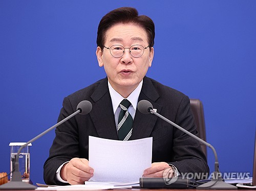 제헌절 노동절 공휴일 관련 이미지