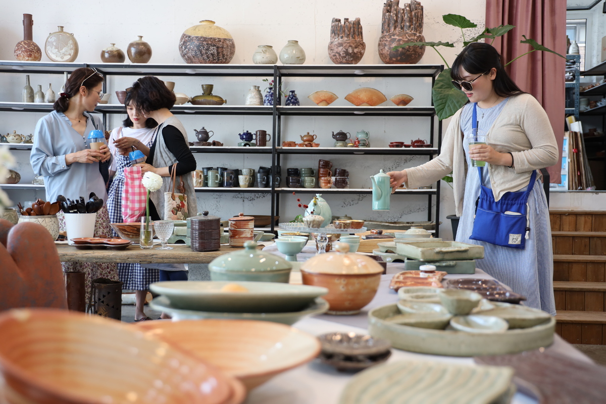 이천도자기축제 도자예술가 물레 작업
