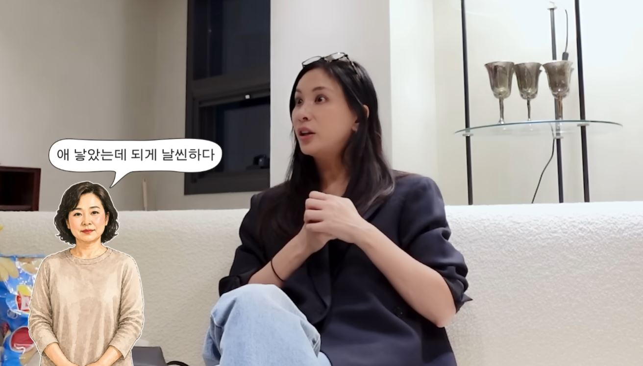 노란 수영복에 섹시한 몸매 어필하는 존예 처자
