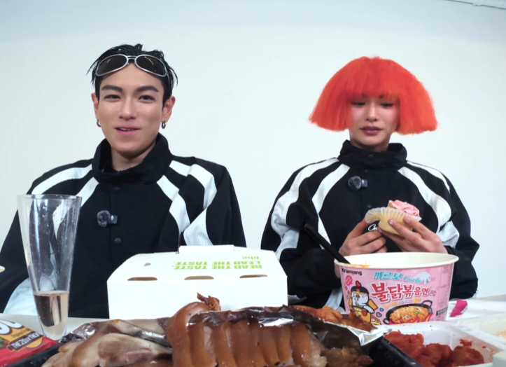 노란 수영복에 섹시한 몸매 어필하는 존예 처자