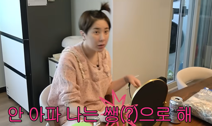 노란 수영복에 섹시한 몸매 어필하는 존예 처자