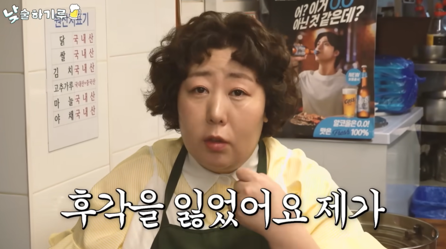 노란 수영복에 섹시한 몸매 어필하는 존예 처자