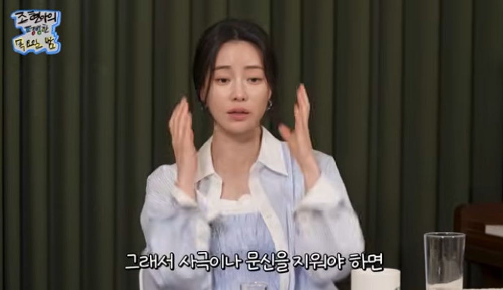 노란 수영복에 섹시한 몸매 어필하는 존예 처자