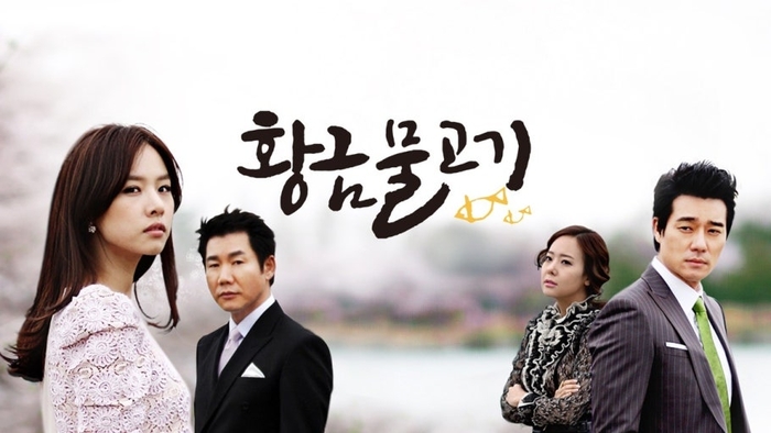 노란 수영복에 섹시한 몸매 어필하는 존예 처자