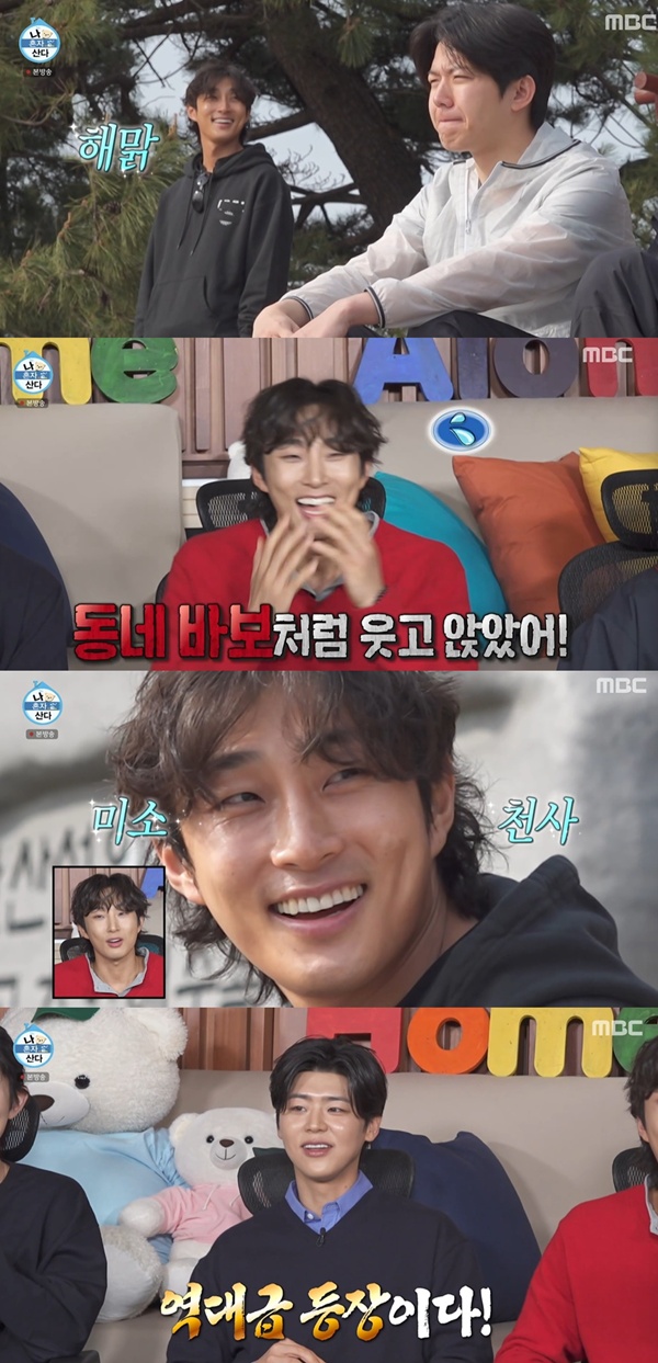 노란 수영복에 섹시한 몸매 어필하는 존예 처자