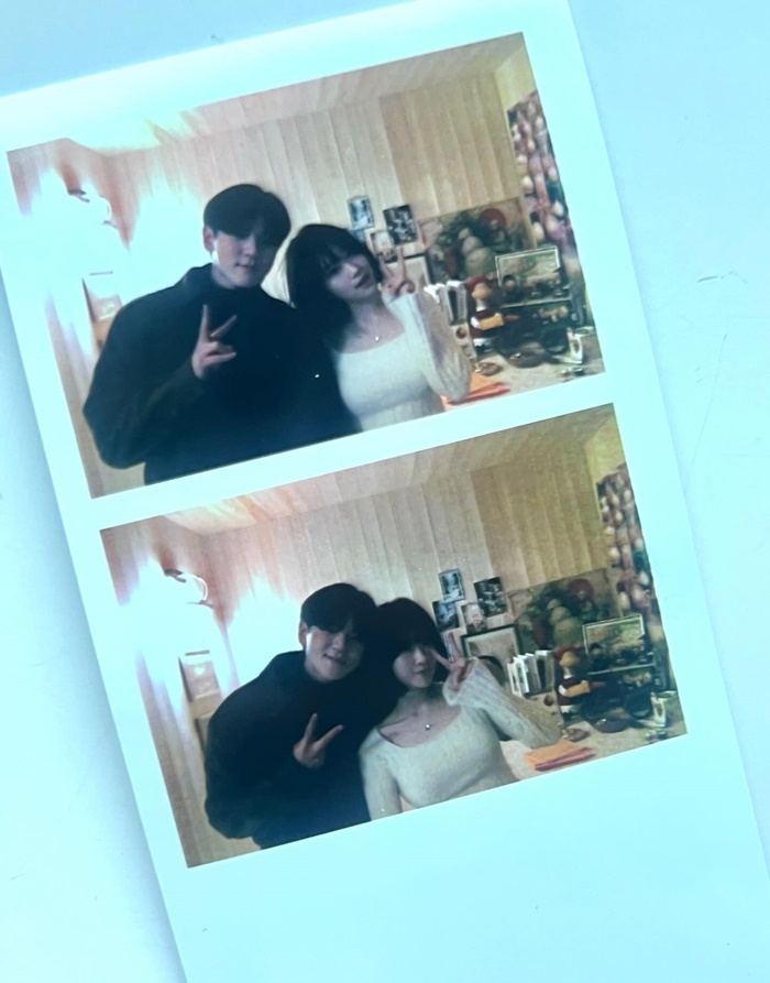 노란 수영복에 섹시한 몸매 어필하는 존예 처자